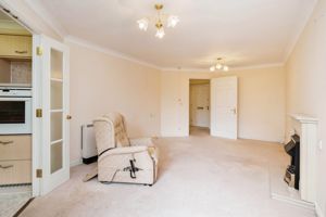 Lounge- click for photo gallery